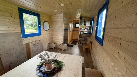 Außenbereich - Innenaufnahme Wichtelwagen 2 Außenbereich - Innenaufnahme Wichtelwagen 2